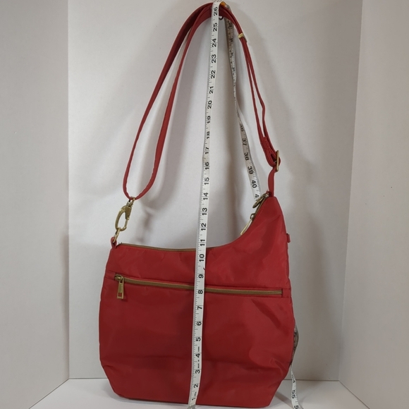 Travelon Anti Theft Signature Red Shoulder/Crossbody Bag - Picture 3 of 7
